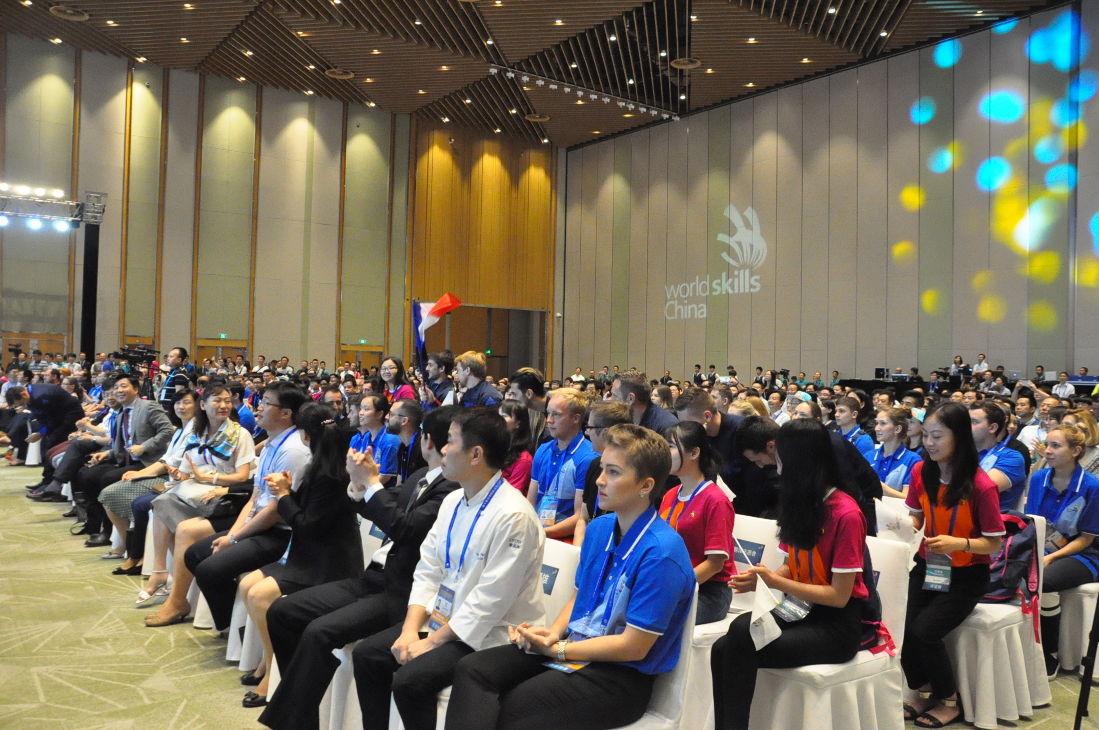 1550280675235671.jpg 140_0009.jpg