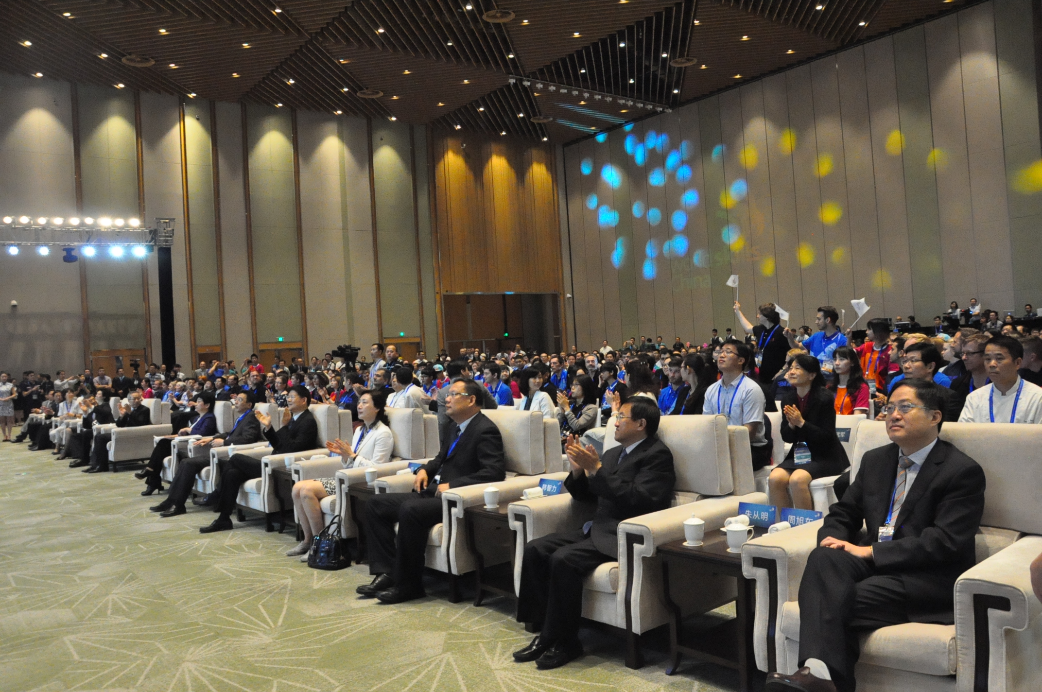 1550280693942813.jpg 140_0010.jpg